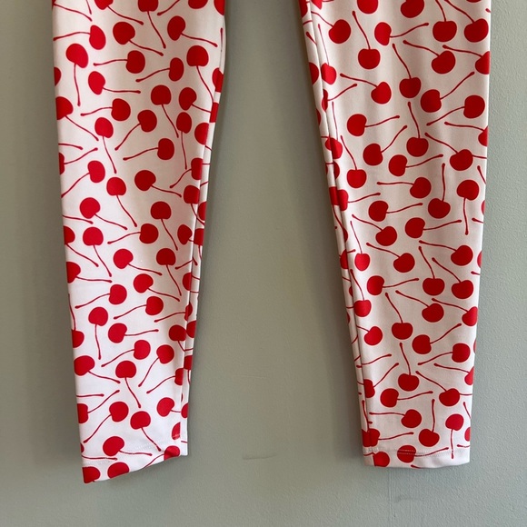 Beach Riot Sport Cherry Dotty Legging Tights White with Red Cherries, size S - Picture 6 of 9